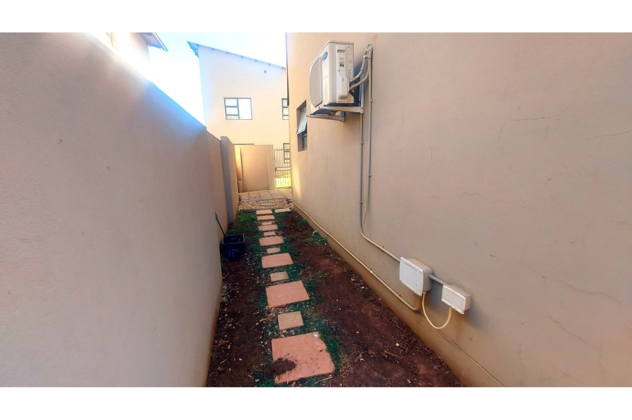2 Bedroom Property for Sale in Melodie North West